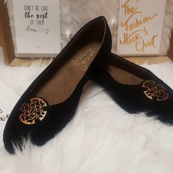 aerosoles black flats